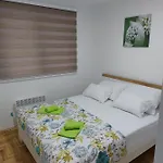 Stan Na Dan Mb Istocno Sarajevo Lukavica