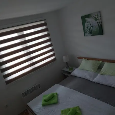 Apartamento Stan Na Dan Mb Istocno Sarajevo