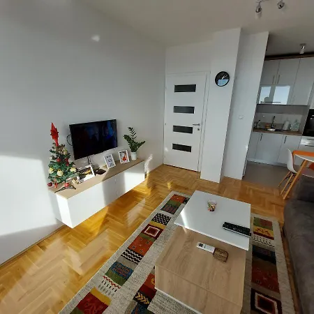 Lejlighed Stan Na Dan Mb Istocno Sarajevo